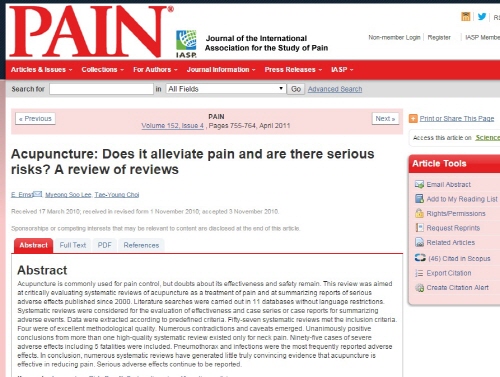 통증 관련 저명한 학술지인 Pain에 실린 논문 Acupuncture: Does it alleviate pain and are there serious risks? A review of reviews