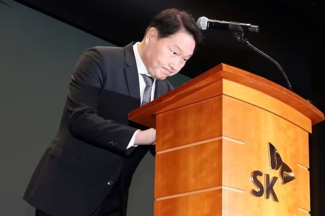 [변희재칼럼] 최태원 SKT 회장 취임한 2022년 2월 22일 다음날 해킹당했다니!