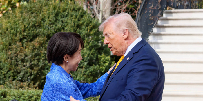 [미디어FC] 미일 정상회담 성과는 뒷전... ‘스킨십’ ‘허그’에 집착한 언론