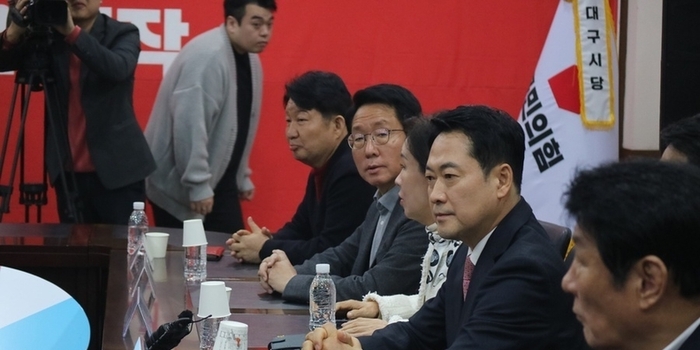 장동혁, 대구시장 공천 잡음에 비공개 회의... “국민 납득할 경선 치를 것”