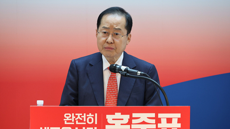 [강용석의 인싸it] 속이 뻔히 보이는 홍준표의 정치 행보