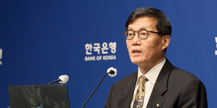 [미디어FC] 이창용 한국은행 총재의 ‘외화 부자 후임’ 두둔이 모순처럼 느껴지는 이유