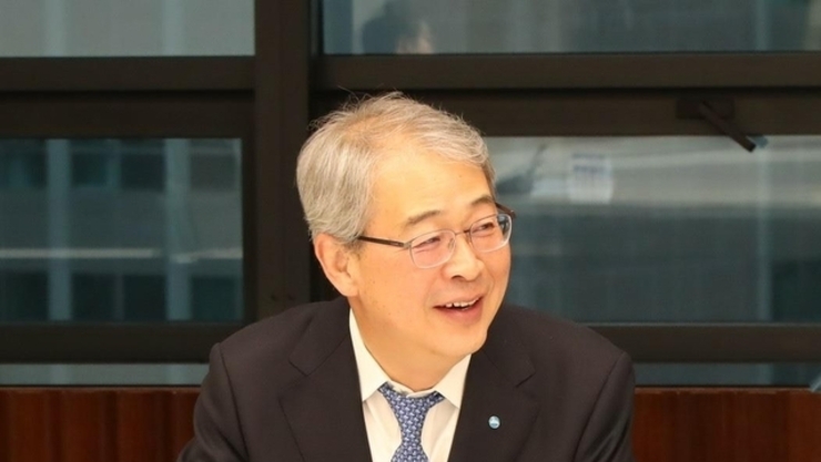 [도서 인싸잇] 임종룡 우리금융지주 회장의 치밀하고 논리적이지만, 의구심만 가득 남긴 책