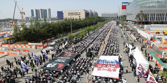 “결국 선 넘으려는 삼성 노조”... 삼성바이오 부분 파업에 동남아 여행 떠난 노조 위원장